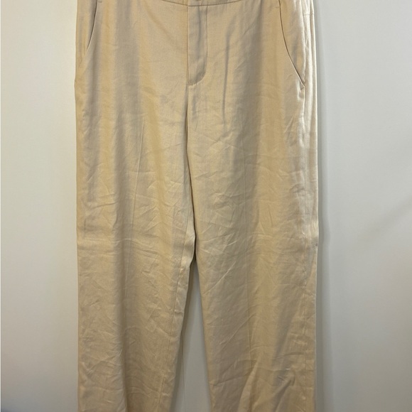 CAbi Everly Cream Linen Pants. Style #813 - Picture 1 of 6
